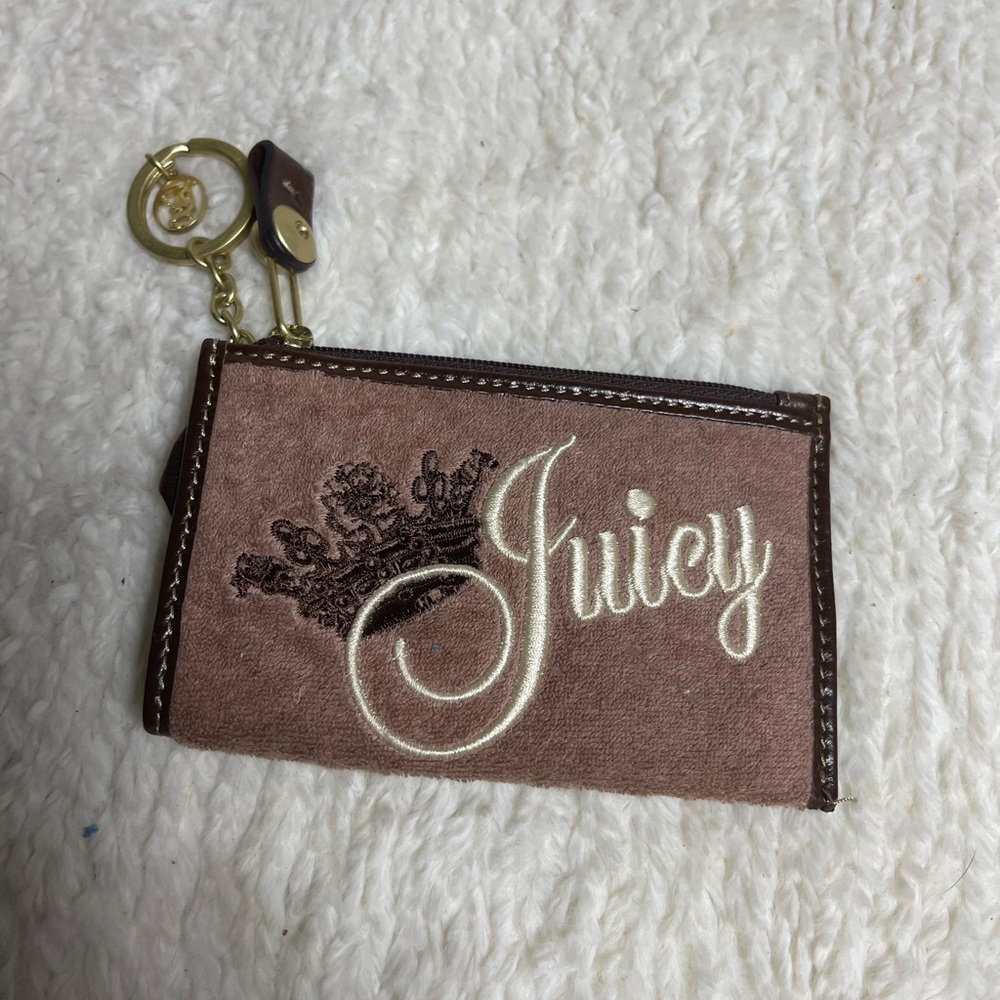Vintage Juicy Couture velour Brown Coin purse. Leather trim . - Picture 4 of 7